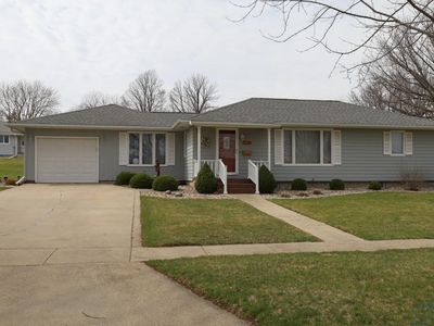 1007 S Tama St