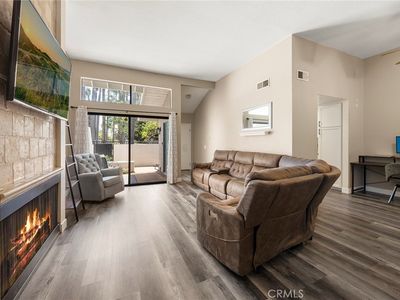 1544 Wavertree Ln