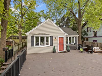992 McLean Ave