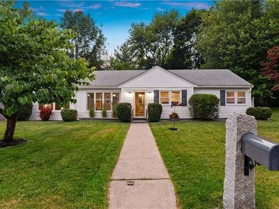 63 Heroux Blvd