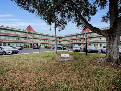 2358 Ecuadorian Way APT 52