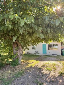 394 S West Ave