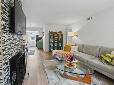 10960 Bluffside Dr APT 102