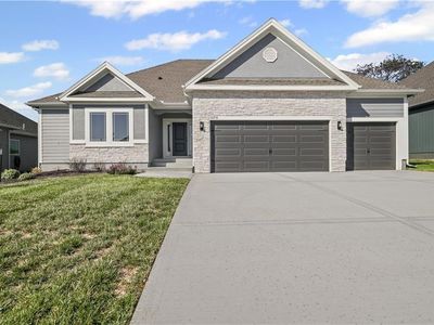 10216 N Winchester Ave