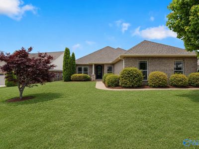22 Cypress Grove Ln