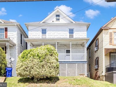 517 W Potomac St