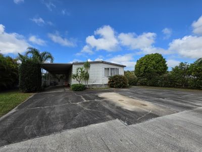 182 SE Riverbend Street