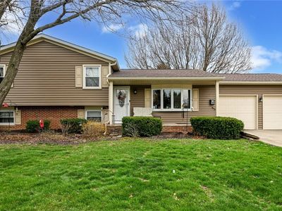 300 Castleton Rd NE