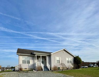 Property at 2201 Yardarm Dr, Greenbackville, VA