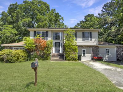 Property at 210 Kent Ct, Ladson, SC