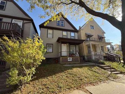 3052 North Buffum STREET #1-4
