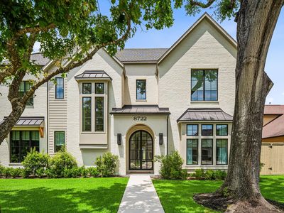 8722 Lupton Ln