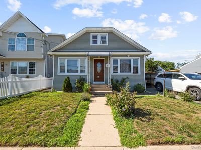 81 Allers Boulevard