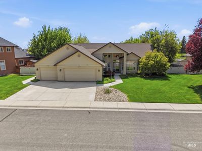 2319 E Skokie Ct