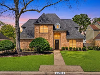 5719 Lone Cedar Dr