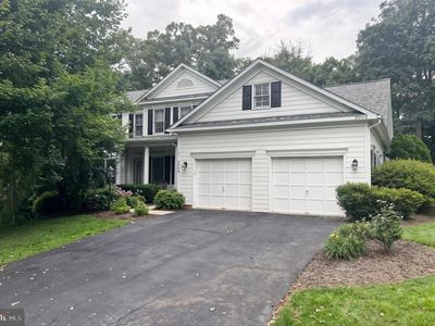 8050 Amsterdam Ct