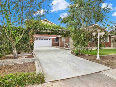 16538 Redwood Cir