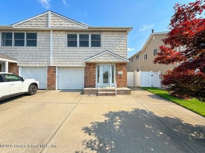 478 Leverett Ave