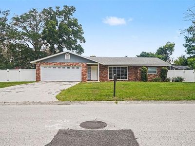 2135 NE 6th Pl