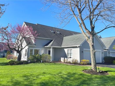 115 Carousel Ln