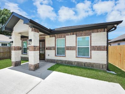 516 Bolster St