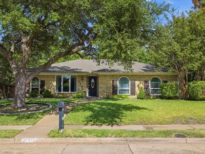 2741 S Cypress Cir