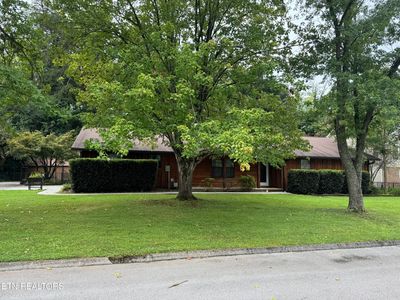 2214 Eva Jean Dr