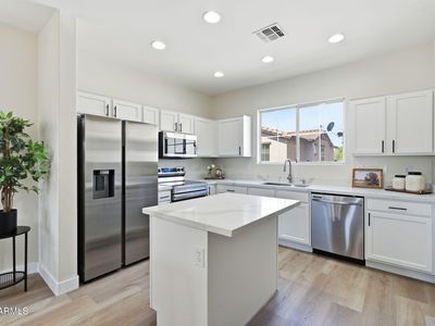 2016 N 78TH Avenue