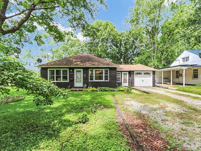 Property at 605 S Draper Ave, Champaign, IL