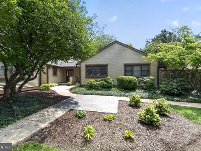 1093 Lincoln Dr #1093