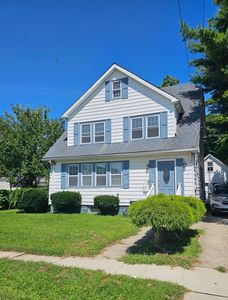 45 E Maple St