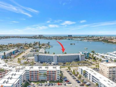 1868 SHORE DRIVE S #310