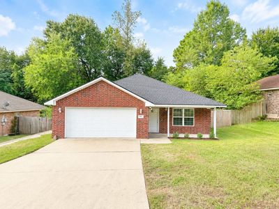 Property at 322 Greenleaf St, Huntsville, TX