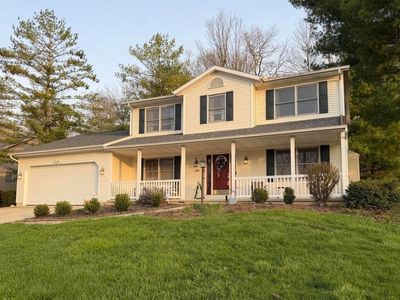 1330 Maple Leaf Ct