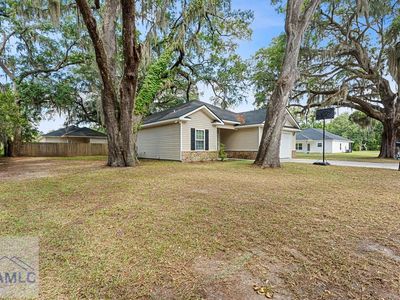 Property at 37 Douglas Rd, Allenhurst, GA