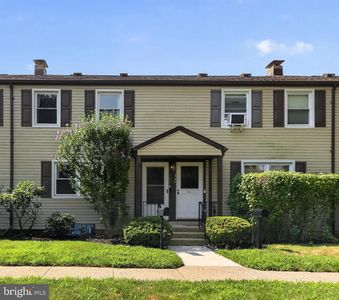 144 Newman St