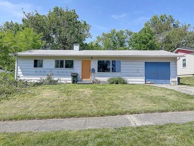 Property at 915 Carole St, Miamisburg, OH
