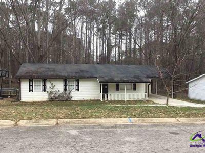 314 Morris Dr SE