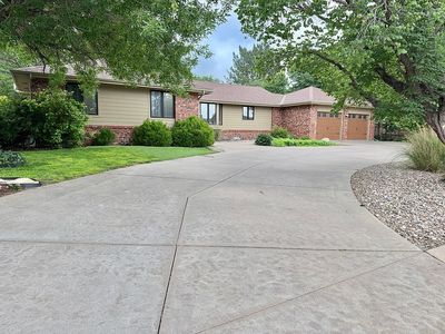 303 W 39th St