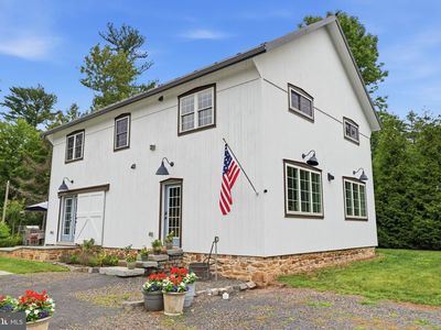66 Black Rock Rd