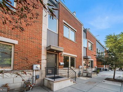 1241 Crease St #2