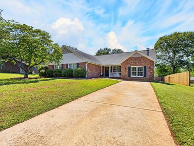 102 Ambergate Ct