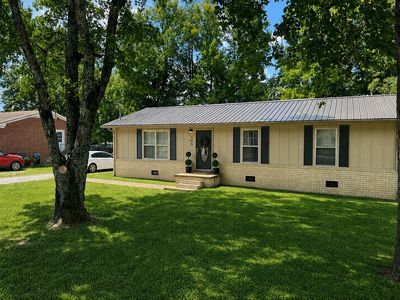 Property at 105 Vaughn St, Waynesboro, TN