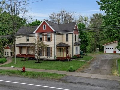 403 N Main St