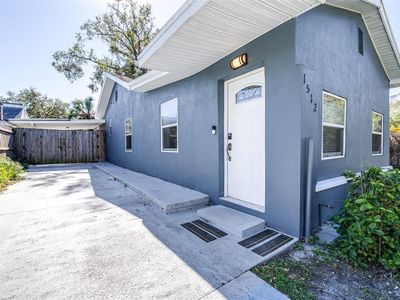 1512 W Kirby St