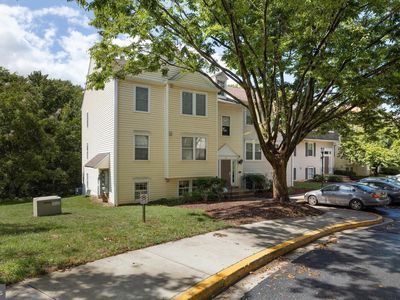 1 Pickering Ct APT 102