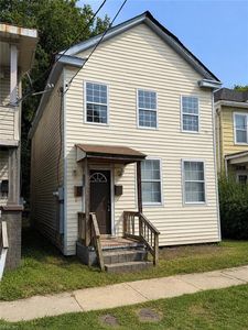 2420 Middle Ave