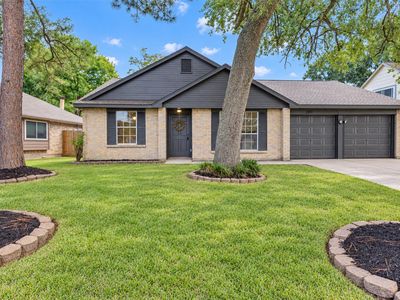 Property at 2811 Sugar Wood Dr, League City, TX