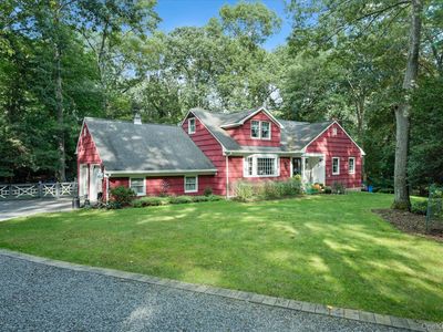 9 Circle Drive