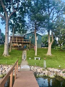 109 NW North Shore Dr